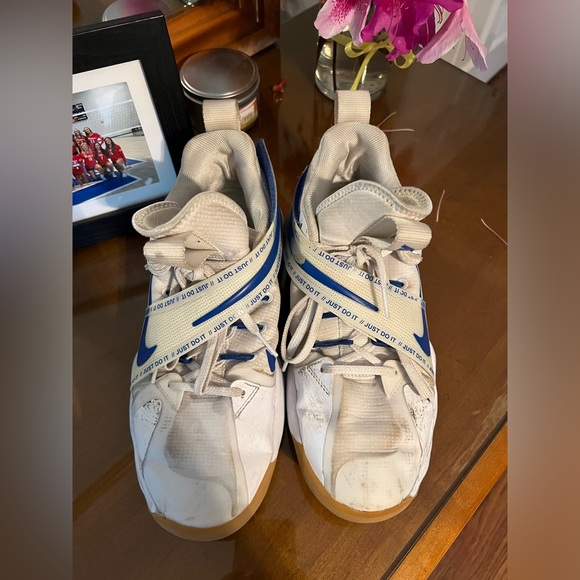 Nike React HyperSet (Indoor Court Shoes) - Picture 2 of 3